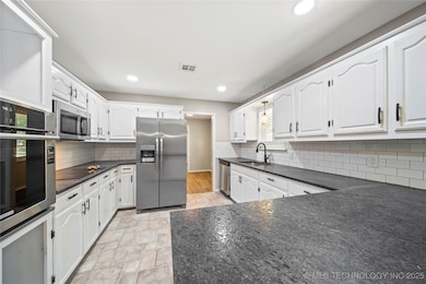 11401 S 98th East Ave, Bixby, OK 74008 - photo 6