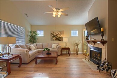 12 Gray Wolf Ln, Hendersonville, NC 28792 - photo 2