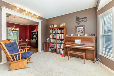 21324 W 58th St, Shawnee, KS 66218 - photo 2