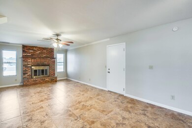 868 W Del Rio St unit 3, Chandler, AZ 85225 - photo 2