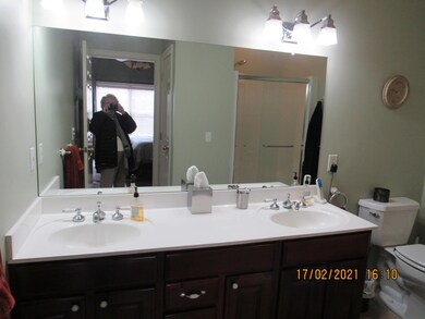 6 Claire Ct, Circleville, OH 43113 - photo 6