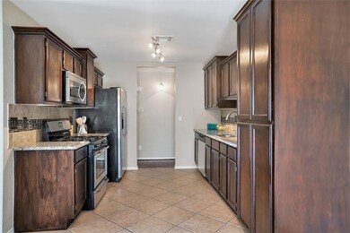 756 Desert Sage Dr, Horizon City, TX 79928 - photo 5