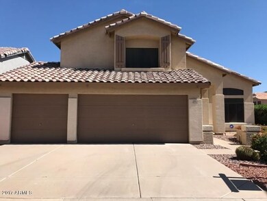 3 Car Garage