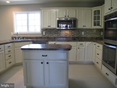 15251 Dover Rd, Reisterstown, MD 21136 - photo 6