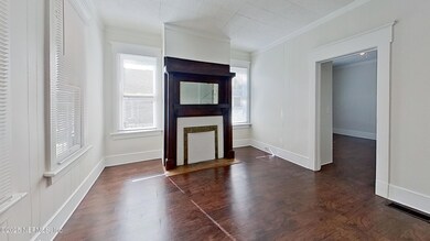 2034-Walnut-Street-Living-Room(2)