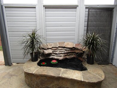 610 Bellaire Dr unit D, Hurst, TX 76053 - photo 3