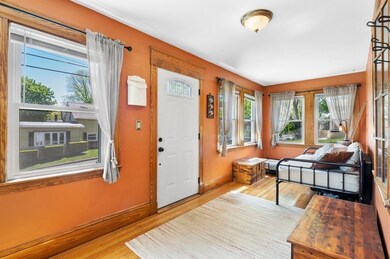 40 Jasper St, Saugus, MA 01906 - photo 6