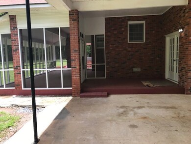 1608 Dorough Ave, Albany, GA 31705 - photo 3