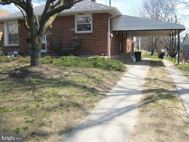 124 Watkins Ave, Gibbstown, NJ 08027 - photo 2