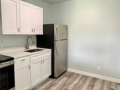 2318 Freedom St unit 7, Hollywood, FL 33020 - photo 5