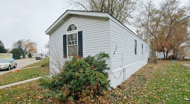 809 Bridge St unit 809, Chicago Heights, IL 60411 - photo 2