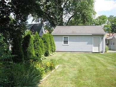 36 State St, Chicopee, MA 01013 - photo 7