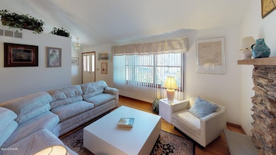 114 Canoe Brook Dr, Hawley, PA 18428 - photo 3