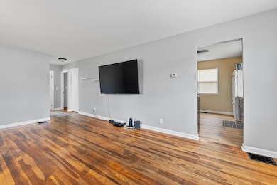 876 Lenore Ave, Columbus, OH 43224 - photo 7