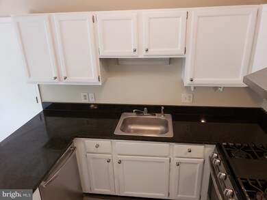 4410 Sylvan Dr, Reading, PA 19606 - photo 3