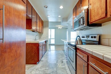 5454 Zelzah Ave unit 215, Encino, CA 91316 - photo 3