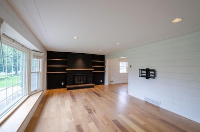 828 Cypress St S, Cambridge, MN 55008 - photo 2