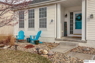 806 Mineral Dr, Papillion, NE 68046 - photo 7