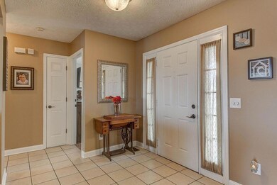 849 Ginger Ridge Dr, Trenton, OH 45067 - photo 4