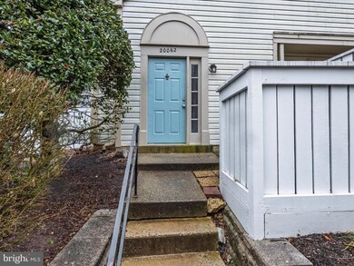 20062 Appledowre Cir, Germantown, MD 20876 - photo 2