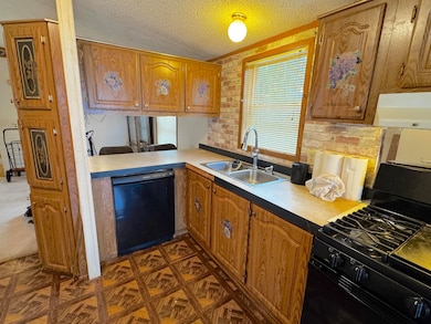 10285 Scanlon Dr, Cheboygan, MI 49721 - photo 7