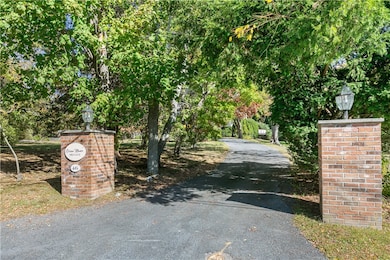 46 Chastellux Ave unit M6, Newport, RI 02840 - photo 2