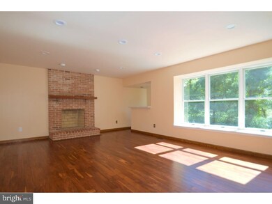 1843 Beacon Hill Dr, Dresher, PA 19025 - photo 6