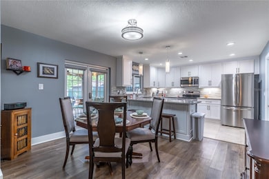 Open & Bright Kitchen and Dining Area