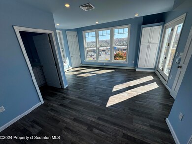 1312 S Main Ave unit 6, Scranton, PA 18504 - photo 3