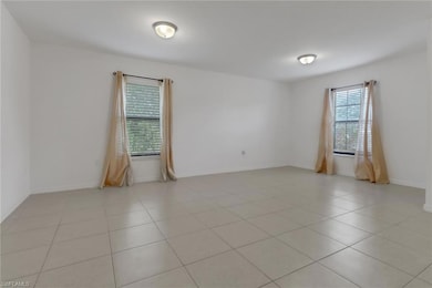 92 Blackstone Dr, Fort Myers, FL 33913 - photo 3