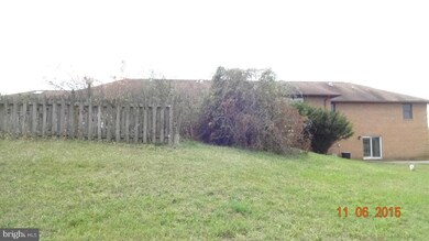 810 Duchess Dr, Sykesville, MD 21784 - photo 5