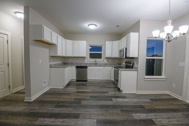 208 Triple Crown Ct, Shelbyville, TN 37160 - photo 3