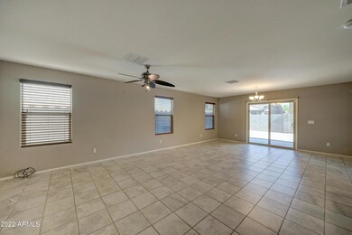 5027 E Hannibal St-5