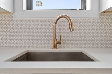 16 Marmion St unit 3, Jamaica Plain, MA 02130 - photo 4