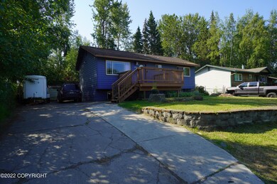 2094 Waldron Dr, Anchorage, AK 99507 - photo 2