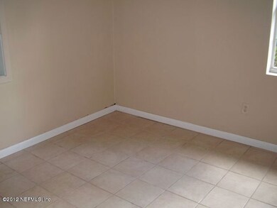 1268 Peacefield Dr, Jacksonville, FL 32205 - photo 2