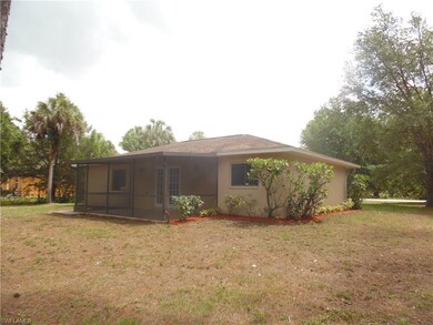 1869 17th St SW, Naples, FL 34117 - photo 4