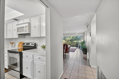 2500 Presidential Way unit 302, West Palm Beach, FL 33401 - photo 6