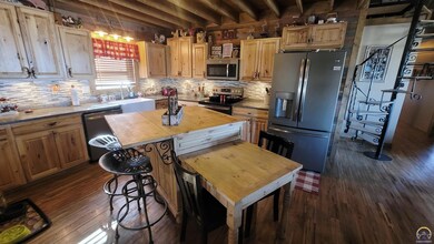 16075 142nd Rd, Hoyt, KS 66440 - photo 6