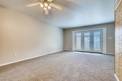 1185 Woodbrook Circle West-large-008-014