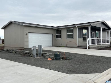 876 N Rock Rose Ave, Sequim, WA 98382 - photo 2