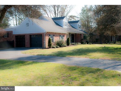 210 Sycamore Ln, Wallingford, PA 19086 - photo 2