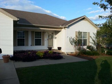 102 Kolby Dr, Shelbyville, TN 37160 - photo 2