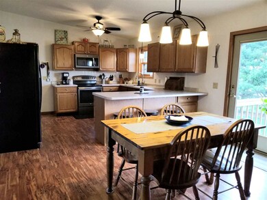 6420 Dutch Hollow Rd, Potosi, WI 53820 - photo 5