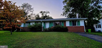 17850 Curtis Dr, Dumfries, VA 22026 - photo 3