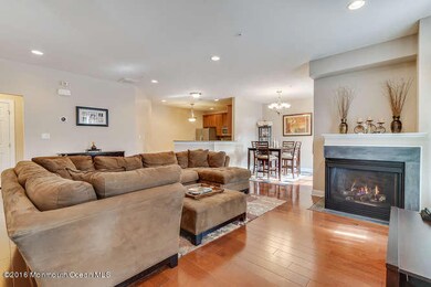 605 April Way Middletown NJ-small-015-14