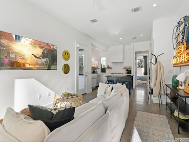 512 Sacramento Dr unit A, Austin, TX 78704 - photo 5