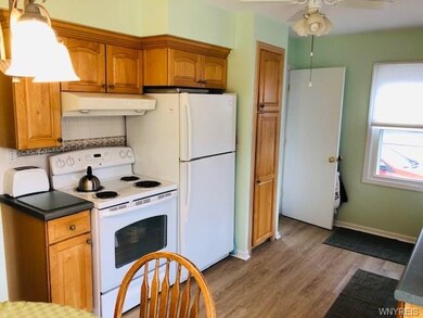 2828 Stenzel Ave, North Tonawanda, NY 14120 - photo 4