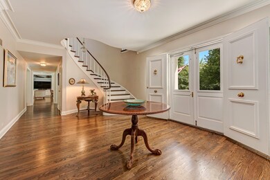 Gracious Foyer Entry