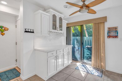 Entryway and bar area in kitchen